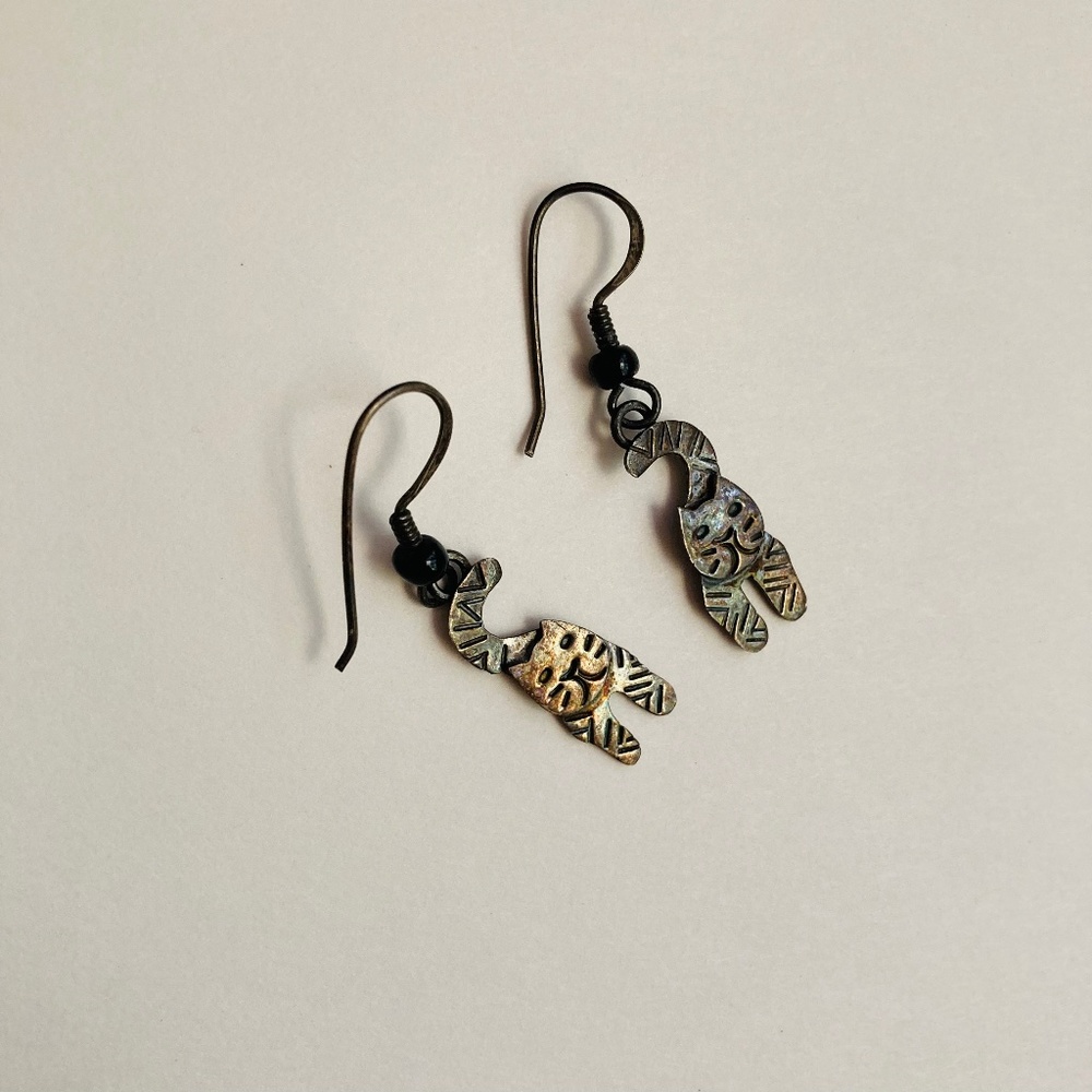 Vintage Signed Far Fetched Sterling Cat Earrings Small Figural Animals